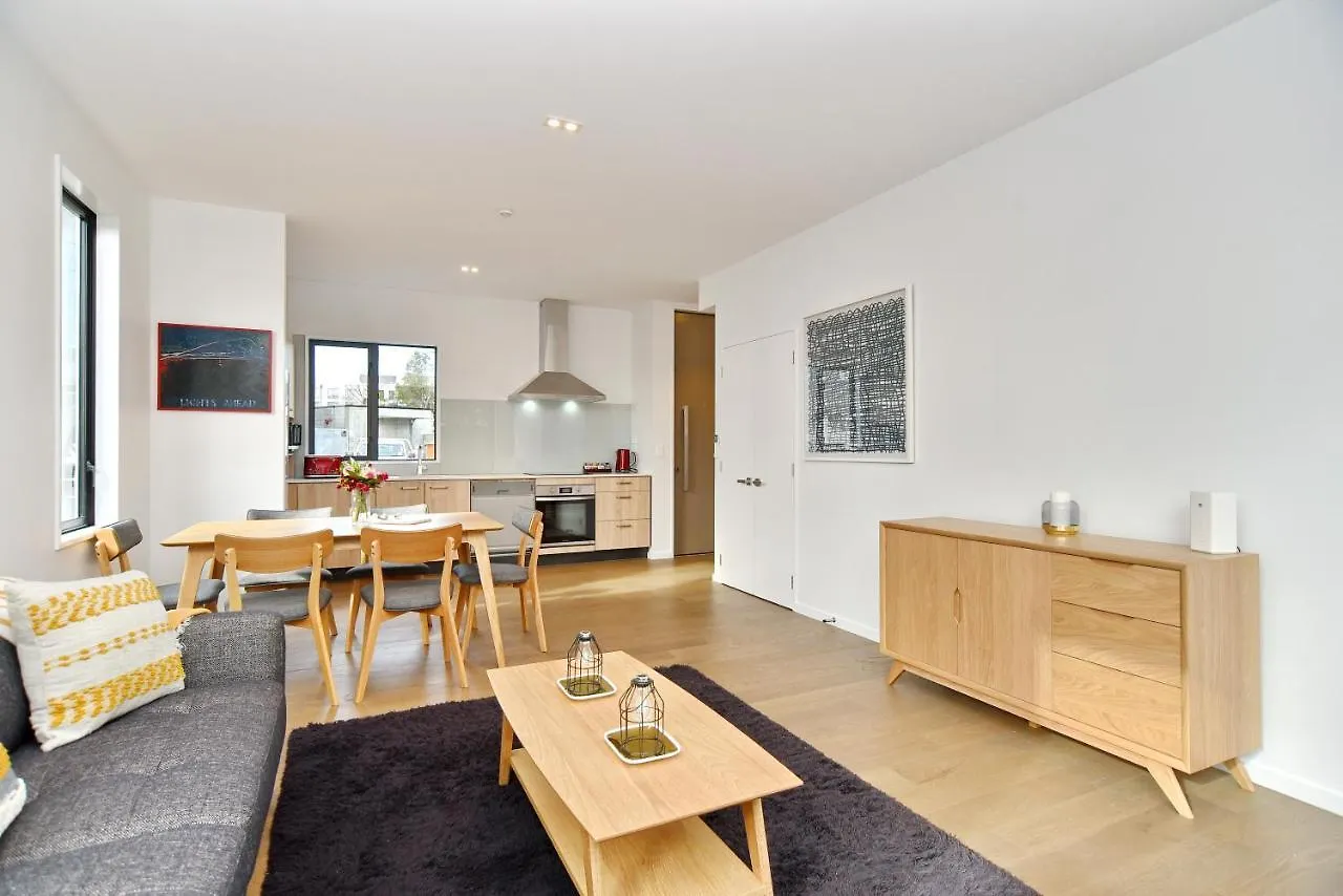 Salisbury Style - Modern City Apartment - Christchurch Holiday Homes Новая Зеландия