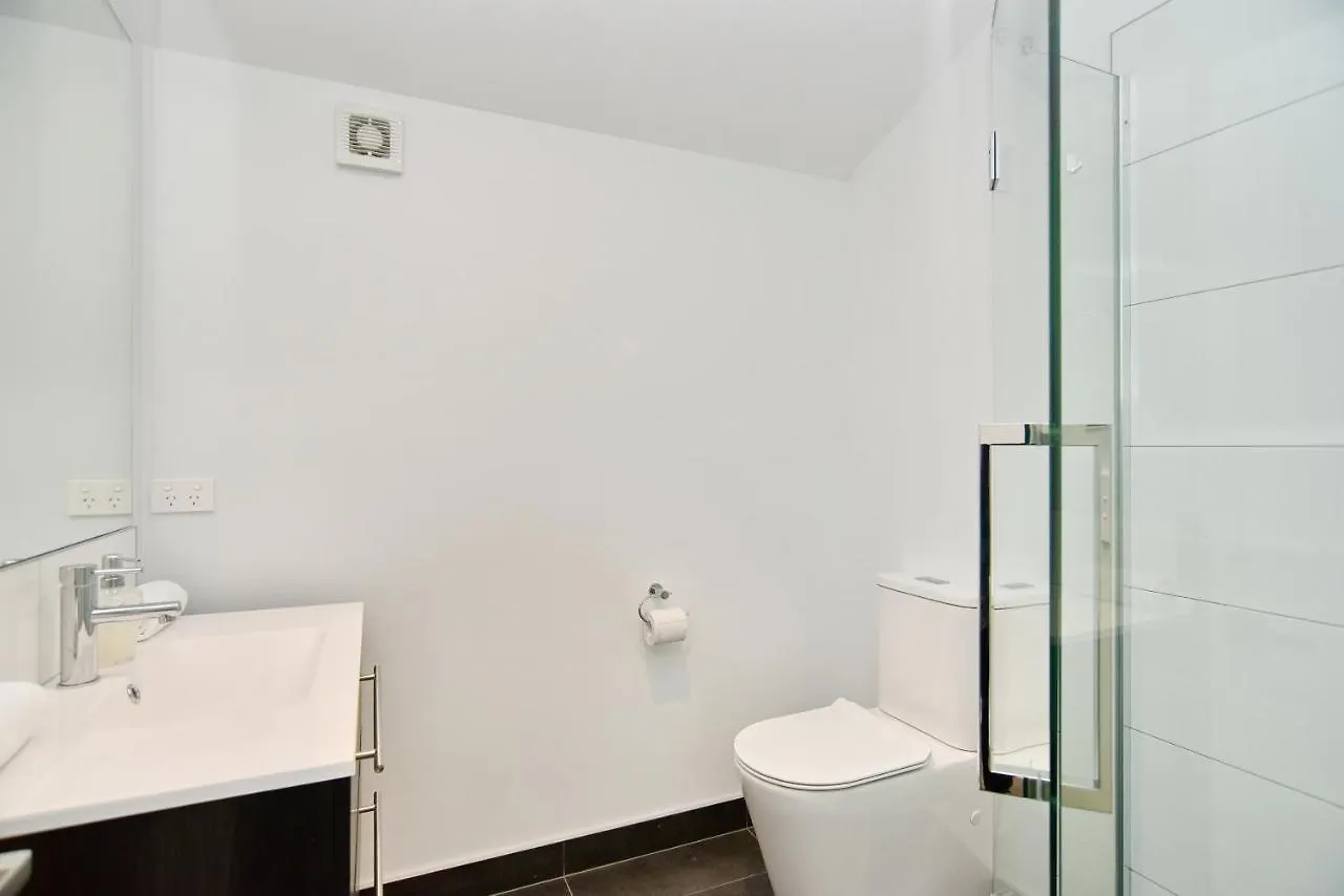 Salisbury Style - Modern City Apartment - Christchurch Holiday Homes 0*,